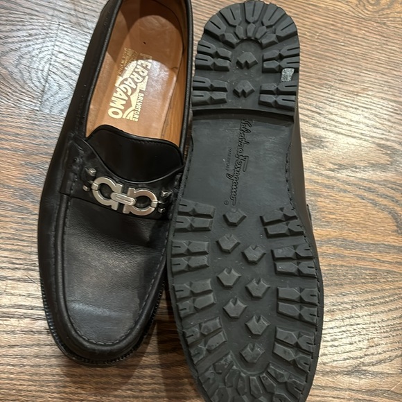 Men’s Salvatore Ferragamo shoes - Picture 3 of 3